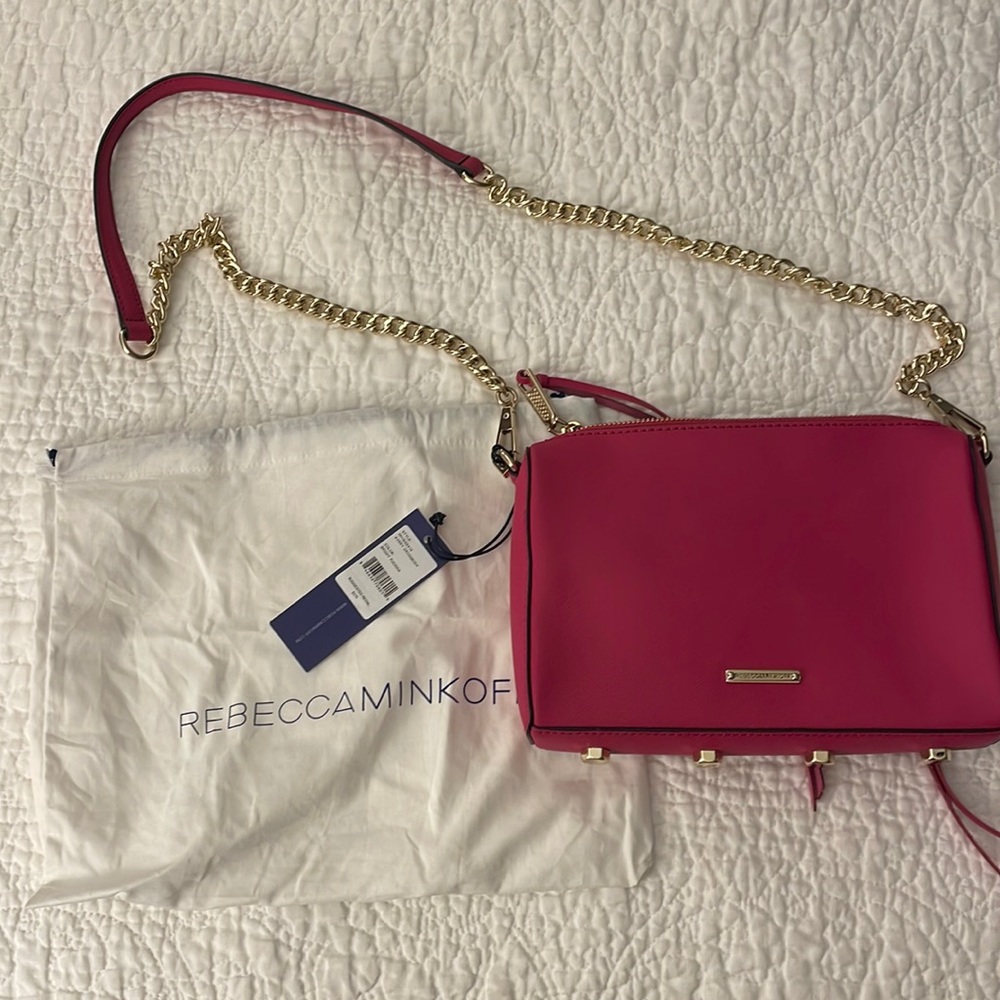 Rebecca mink off fushia handbag with gold chain